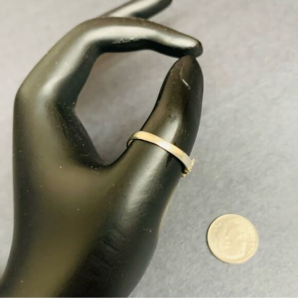 Sterling Silver Claddah Ring - Picture 2 of 3